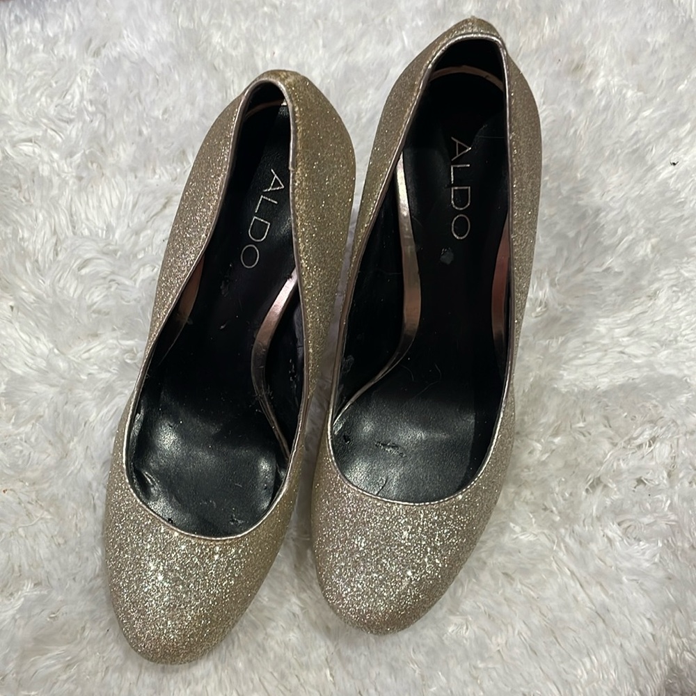 Champagne color heels; Aldo Brand; Size 7.5